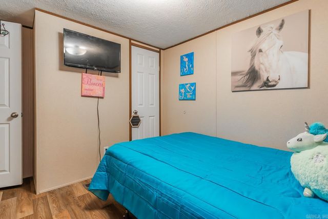 27 Valley Heart Drive, Highland, AR 72542