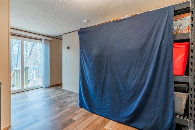 27 Valley Heart Drive, Highland, AR 72542