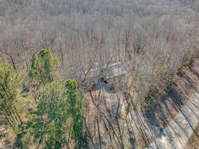 27 Valley Heart Drive, Highland, AR 72542