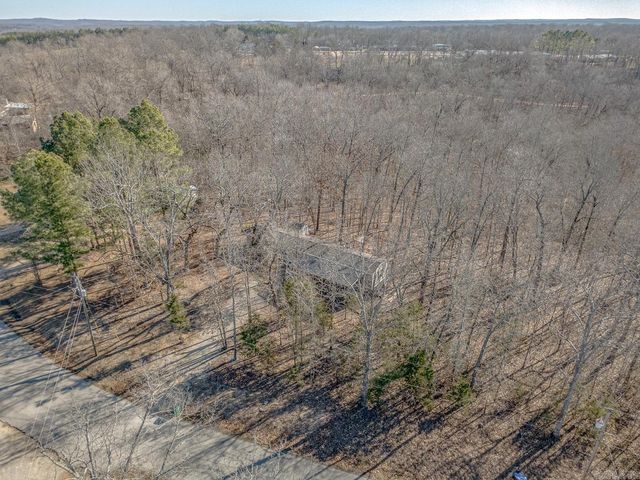 27 Valley Heart Drive, Highland, AR 72542