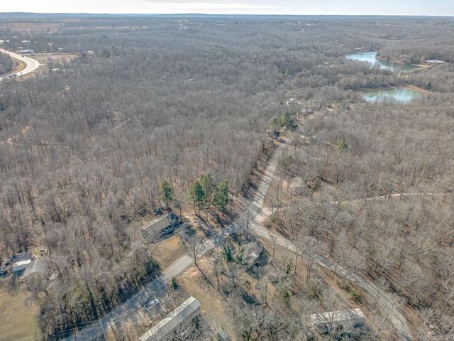 27 Valley Heart Drive, Highland, AR 72542