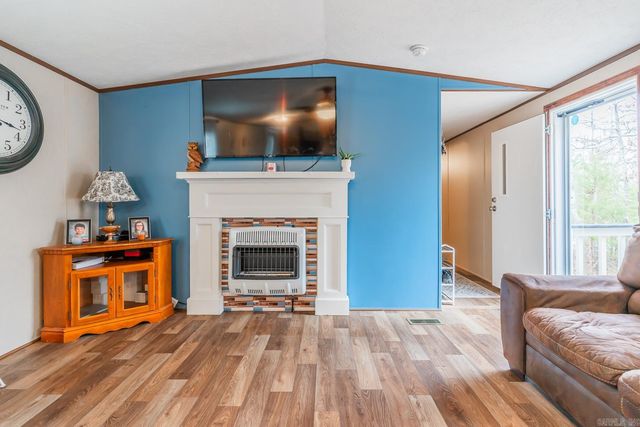 27 Valley Heart Drive, Highland, AR 72542