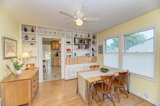 139 N Washington Street, Westmont, IL 60559