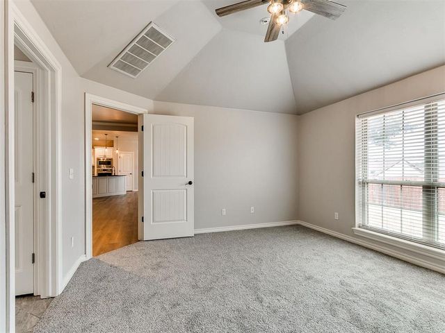 805 S Bouziden Drive, Moore, OK 73160