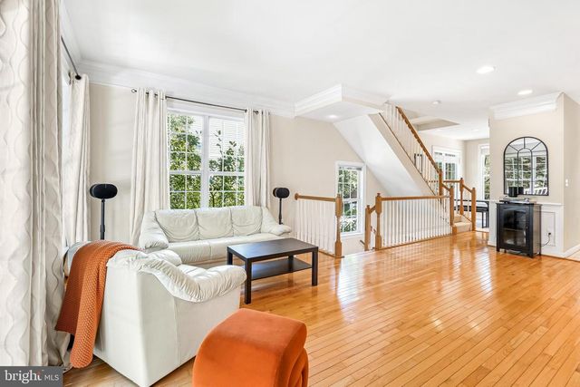 4174 TIMBER LOG WAY, Fairfax, VA 22030