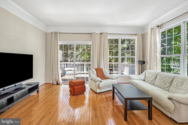 4174 TIMBER LOG WAY, Fairfax, VA 22030