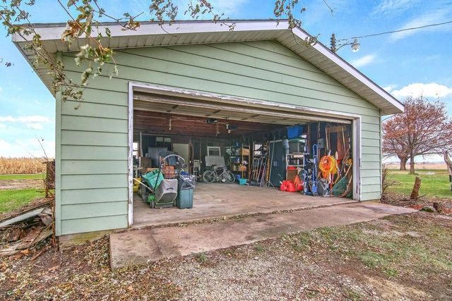 2012 N 45th Road, Leland, IL 60531