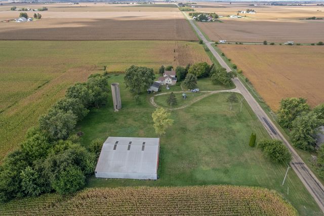 2012 N 45th Road, Leland, IL 60531