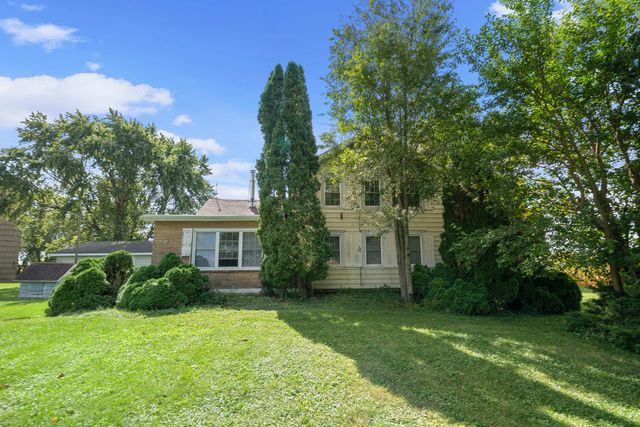 2012 N 45th Road, Leland, IL 60531