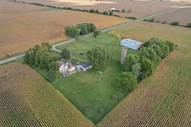 2012 N 45th Road, Leland, IL 60531