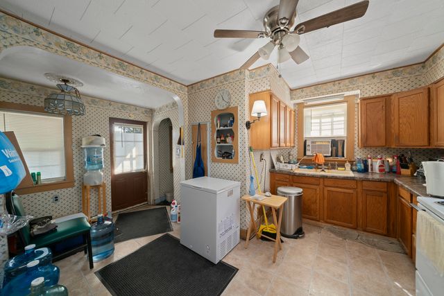 2012 N 45th Road, Leland, IL 60531