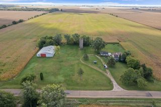 2012 N 45th Road, Leland, IL 60531