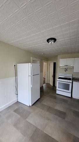 238 Hildreth Street 238, Lowell, MA 01850