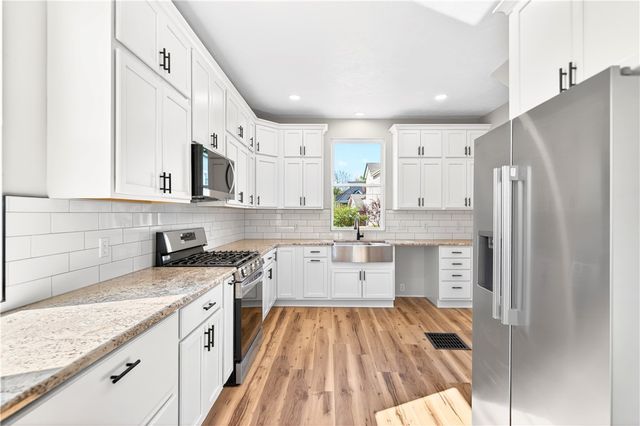 202 Allison St., West Newton, PA 15089