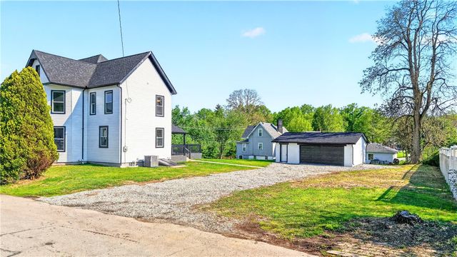 202 Allison St., West Newton, PA 15089