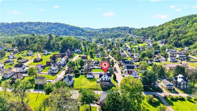 202 Allison St., West Newton, PA 15089