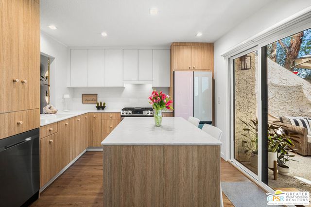 57 Portola Drive, Palm Springs, CA 92264