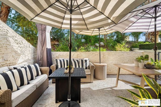 57 Portola Drive, Palm Springs, CA 92264