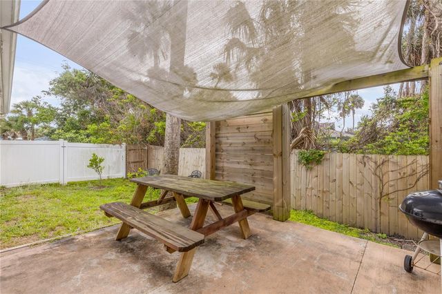 711 RIVER OAKS CIRCLE, New Smyrna Beach, FL 32169