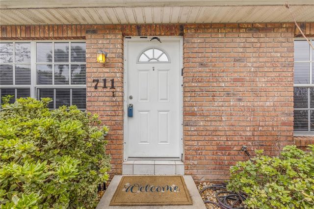 711 RIVER OAKS CIRCLE, New Smyrna Beach, FL 32169