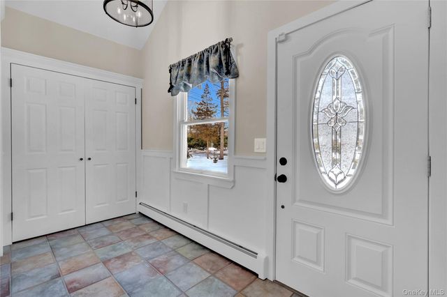 96 Brooksite Drive, Smithtown, NY 11787