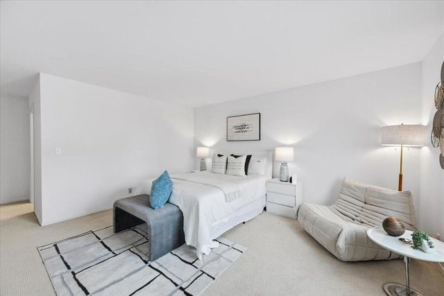 555 Palm Avenue 202, Millbrae, CA 94030