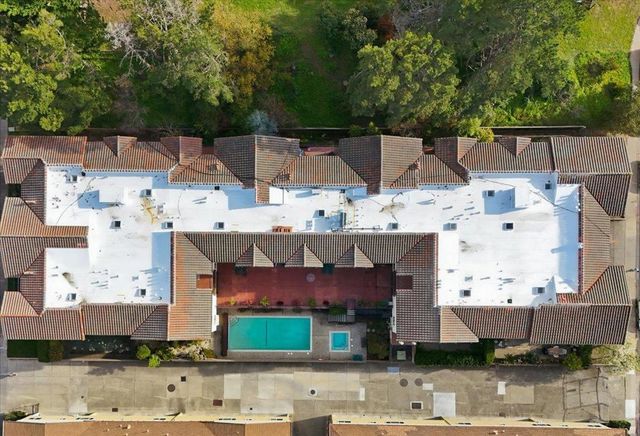 555 Palm Avenue 202, Millbrae, CA 94030