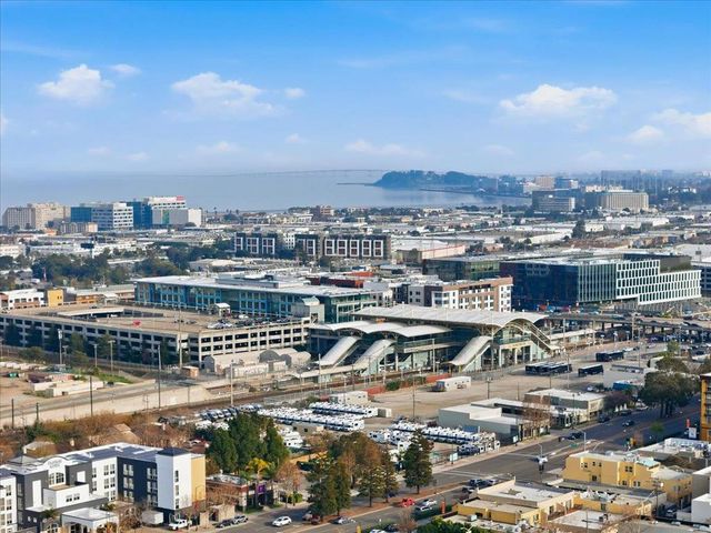 555 Palm Avenue 202, Millbrae, CA 94030