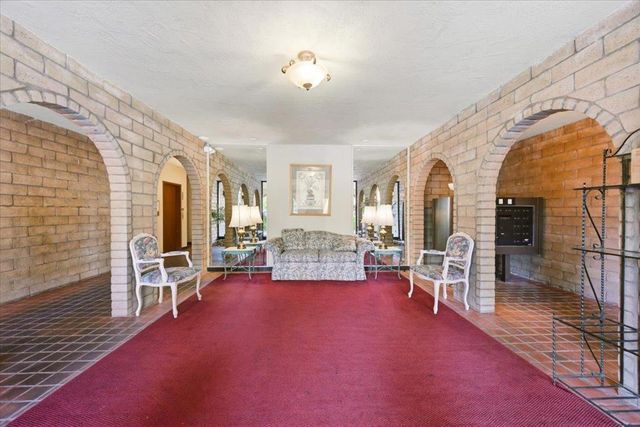 555 Palm Avenue 202, Millbrae, CA 94030