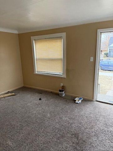 16039 FAIRMOUNT Drive, Detroit, MI 48205