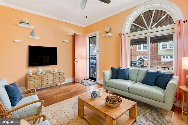 439 PEABODY ST NW, Washington, DC 20011