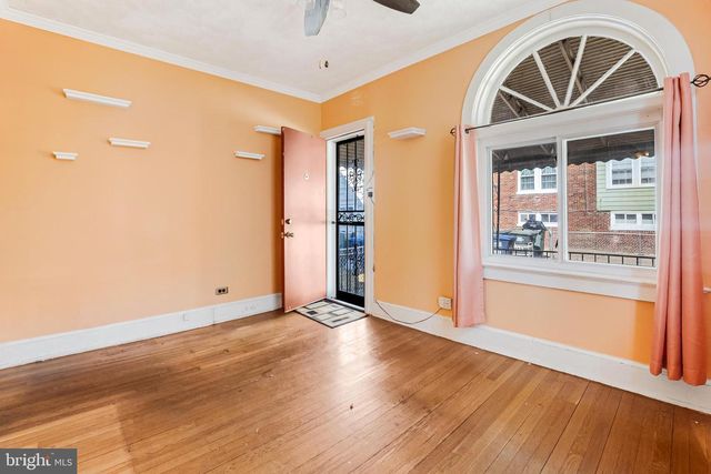 439 PEABODY ST NW, Washington, DC 20011