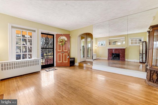 439 PEABODY ST NW, Washington, DC 20011