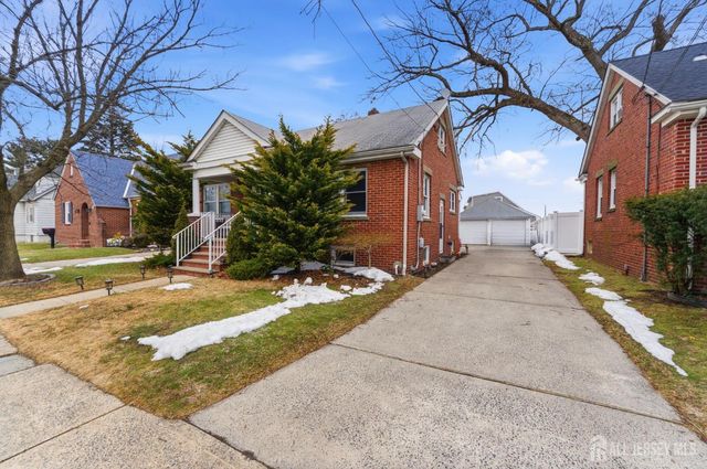 142 Liberty Street, Fords, NJ 08863