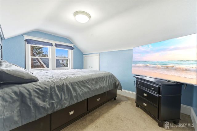 142 Liberty Street, Fords, NJ 08863