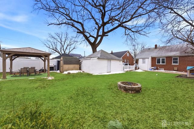 142 Liberty Street, Fords, NJ 08863