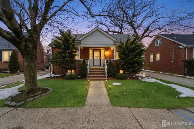 142 Liberty Street, Fords, NJ 08863