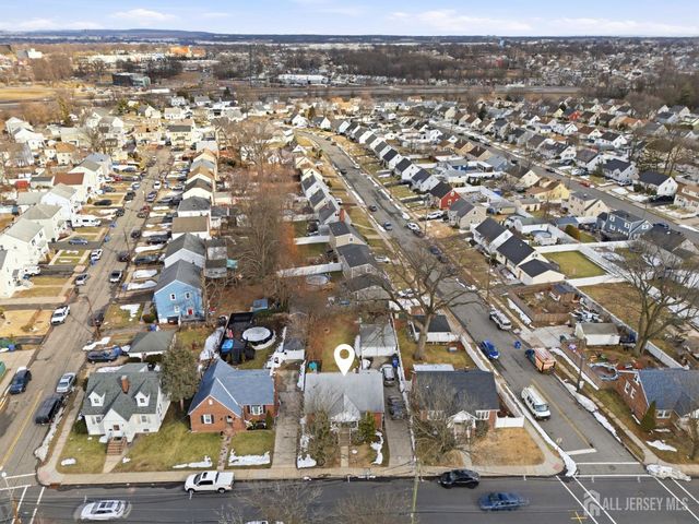 142 Liberty Street, Fords, NJ 08863