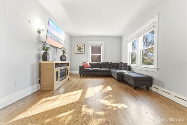 142 Liberty Street, Fords, NJ 08863