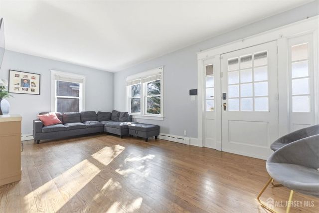 142 Liberty Street, Fords, NJ 08863