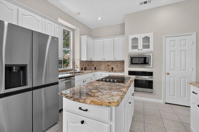 525 Blackfield Drive, Coppell, TX 75019