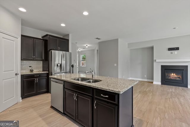 4076 Elsdon Drive, Austell, GA 30168