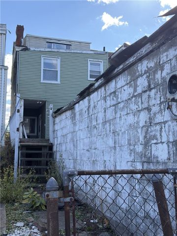 5607 Mccandless Ave, Stanton Heights, PA 15201