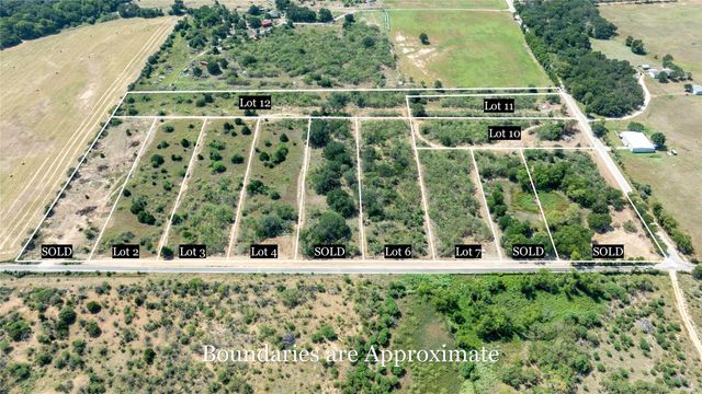 122 Tumbleweed TRL, Dale, TX 78616