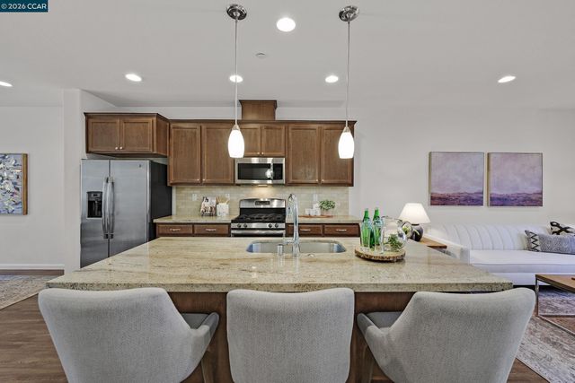 4166 Forest Springs Rd, Dublin, CA 94568