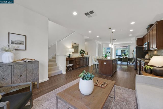 4166 Forest Springs Rd, Dublin, CA 94568