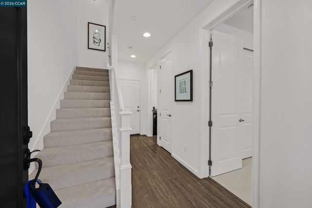 4166 Forest Springs Rd, Dublin, CA 94568