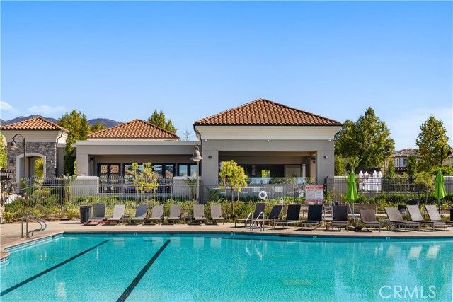 207 Winterbrook, Lake Forest (el Toro), CA 92610