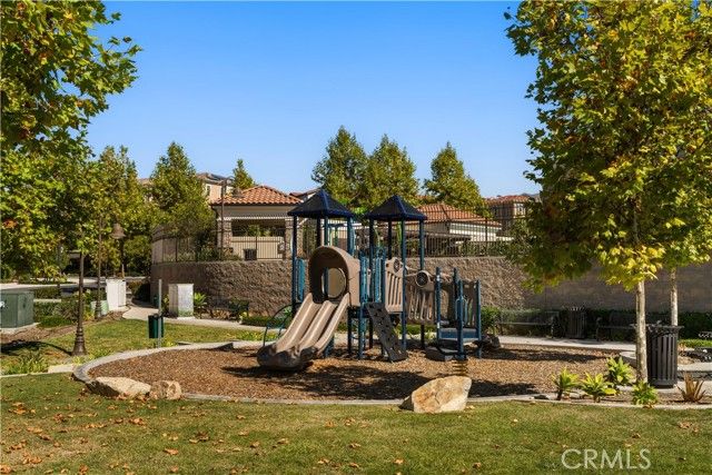 207 Winterbrook, Lake Forest (el Toro), CA 92610