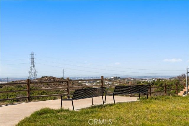 207 Winterbrook, Lake Forest (el Toro), CA 92610